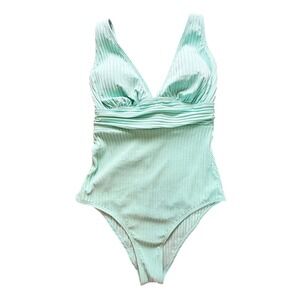 Cupshe Womens Mint Green Plunging V-Neck One Piece Swimsuit Size M Ribbed NWT